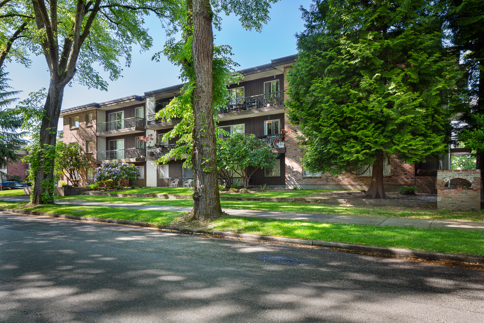 Pine Villa Apartments Prospero International Realty Inc.