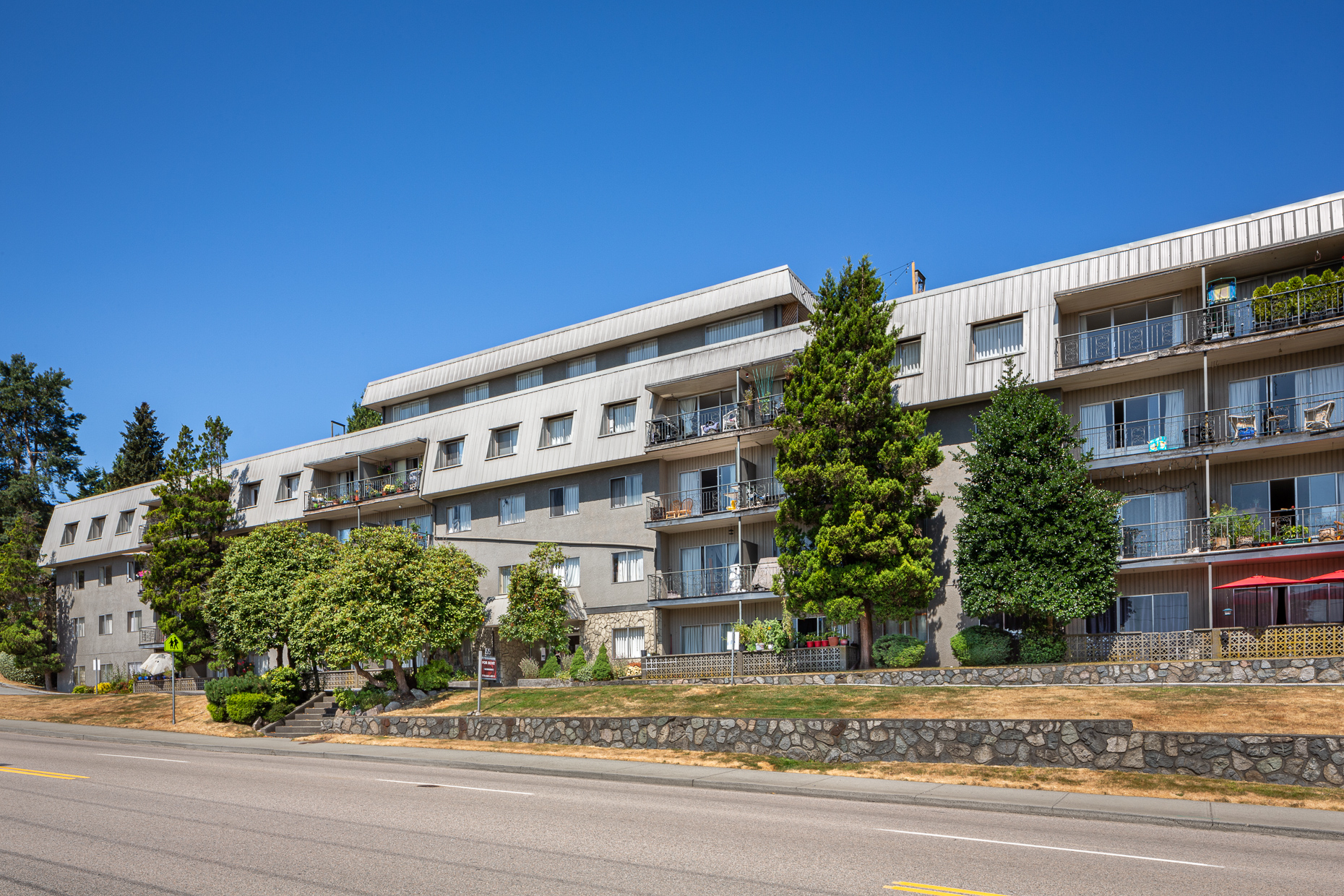 Royal Clinton Apartments Prospero International Realty Inc.